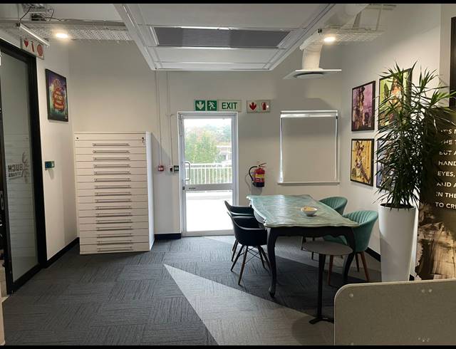 992M² OFFICE TO LET IN LA LUCIA RIDGE